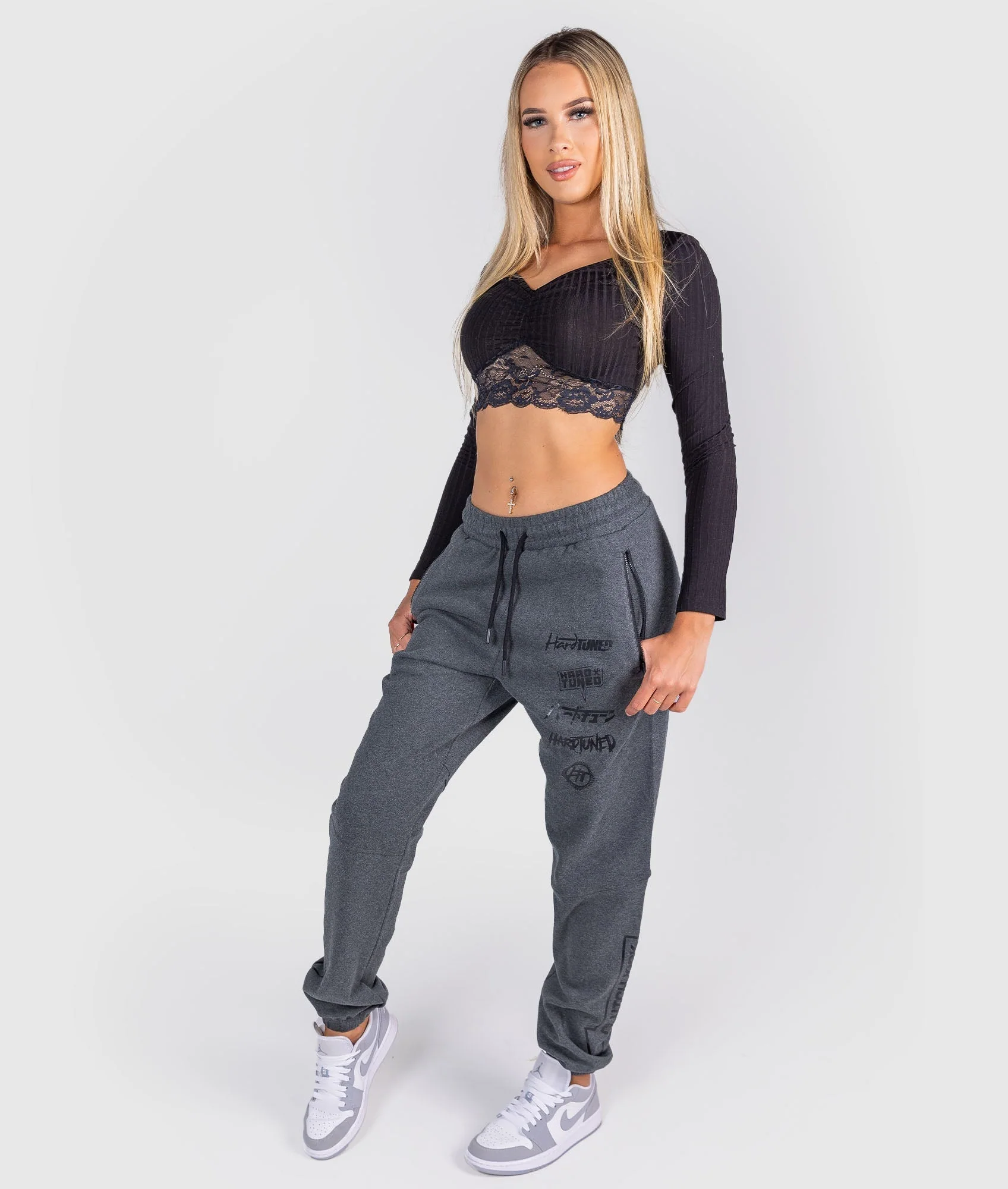 Women's Clutch Kick P1 Fleece Track Pants - Charcoal - Image 4